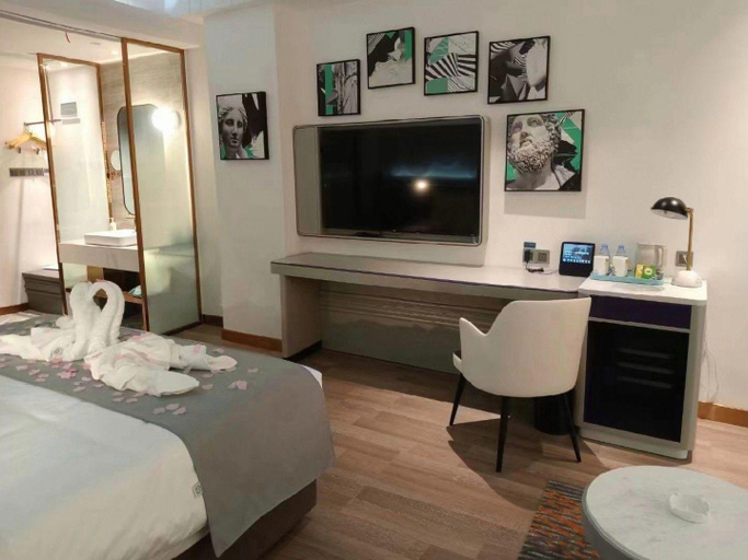Bedroom 2, LANOU Hotel Hubei Xiaogan Xiaonan District Wanda Plaza, Xiaogan