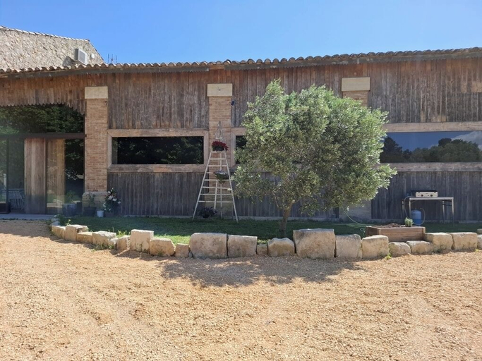Exterior 4, Mas de Bonnafoux, Gard