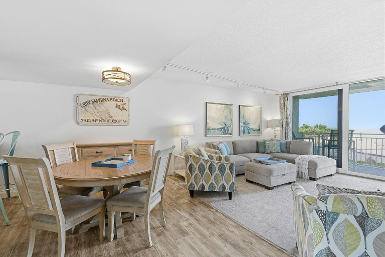 Living area 2, Coronado Towers 104, Volusia