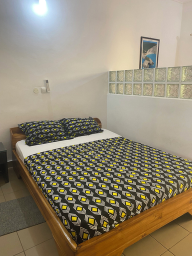 Room 3, RÉSIDENCE AGBEVIVI, Lacs