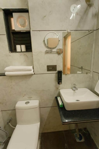 Bathroom 5, Alpine Stays Udaipur, Udaipur