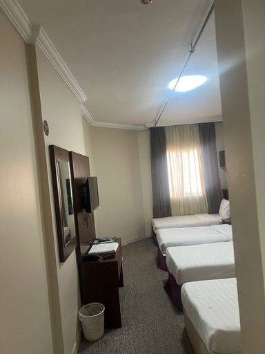 Room 5, Manarat Al Aziziyah Hotel, Makkah