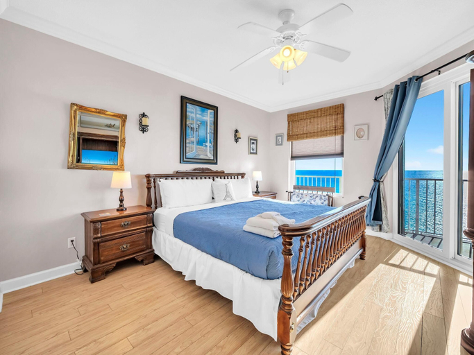 Bedroom 2, Grandview East 1004, Bay