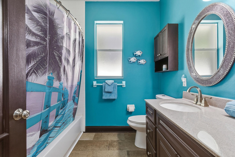 Bathroom 5, Z-beachside Baby, Volusia