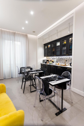 Food & Drinks 4, L'Infinito 88 Charmant Rooms, Napoli