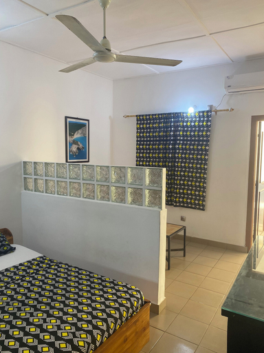 Living area, RÉSIDENCE AGBEVIVI, Lacs