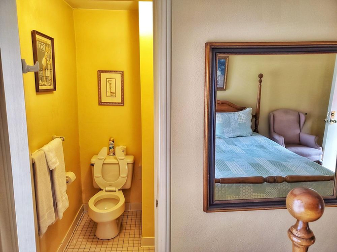 Bedroom 2, MONTAGUE INN - BED AND BREAKFAST, Saginaw