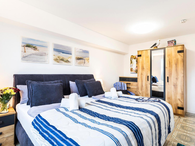 Bedroom 2, Prora - Wohnung mit Strandkorb am Strand - Strandmuschel, Vorpommern-Rügen