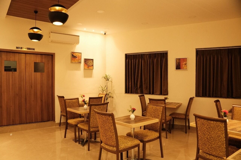 Dining, The Platinum Boutique Inn Hotel, Hyderabad