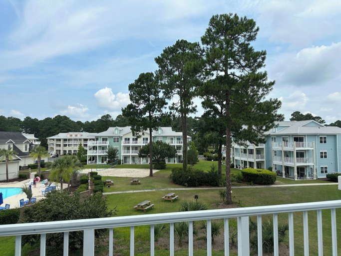 Property grounds 4, Common 1 Brunswick Plantation, Brunswick