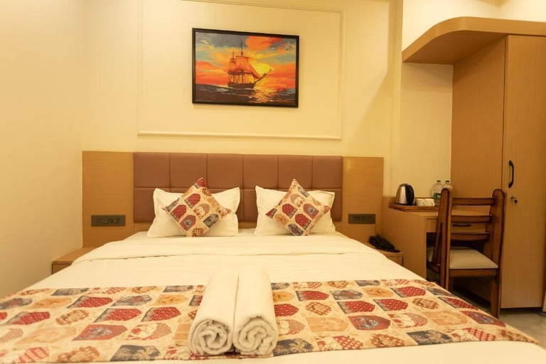 Room 3, Alpine Stays Udaipur, Udaipur