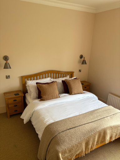 Bedroom 2, The Boyne Arms, Shropshire