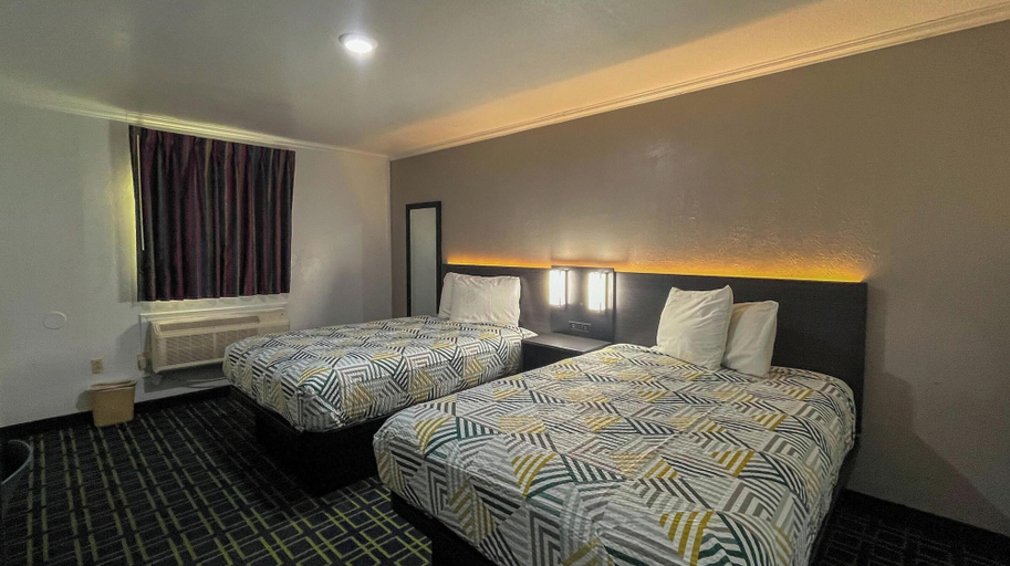 Room 3, Motel 6 - Lamesa, Tx, Dawson