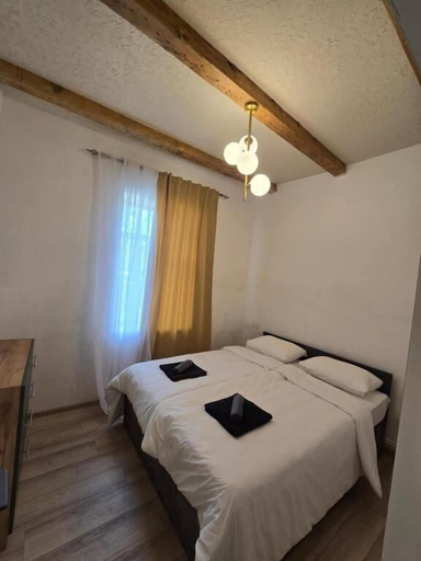 Bedroom 2, Castle