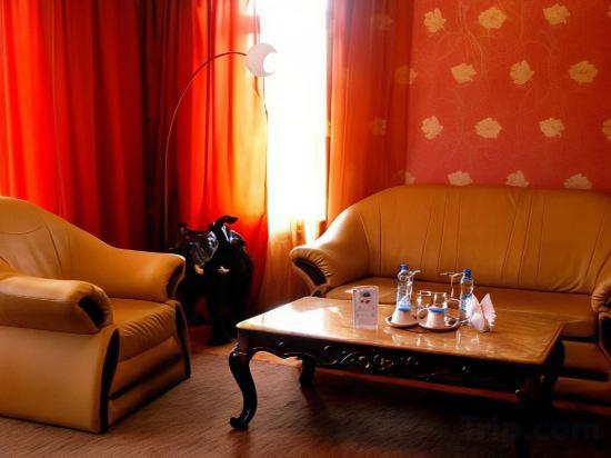 Others 3, Mini-Hotel Mahaon, Nemanskiy rayon