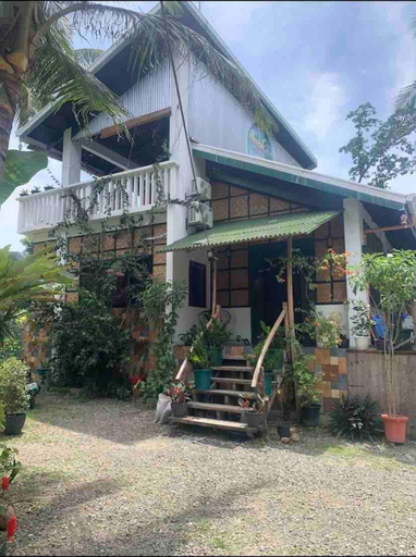 Exterior view 3, Spacious Beachfront House with Rooftop Deck in Macrohon, Philippines, Macrohon