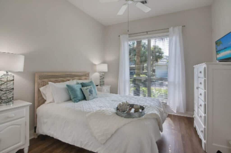 Room 3, Emerald Escape, Okaloosa