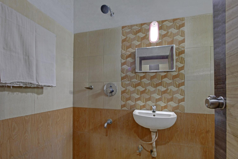 Bathroom 4, Hotel O Ss Park, Nagappattinam