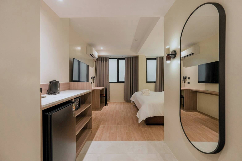 Room 2, LILYBETH HOTEL PRATUNAM, Ratchathewi