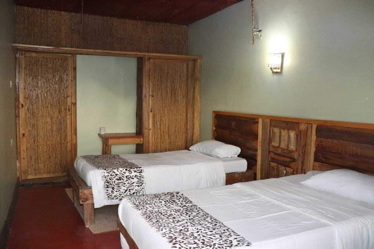 Room 3, Voyager's Center, Busongora