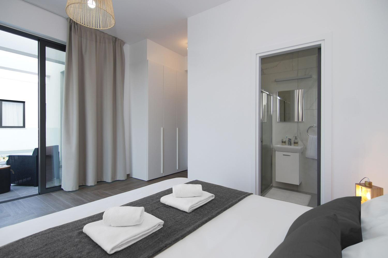 Bedroom 3, Villa Queen Isabella