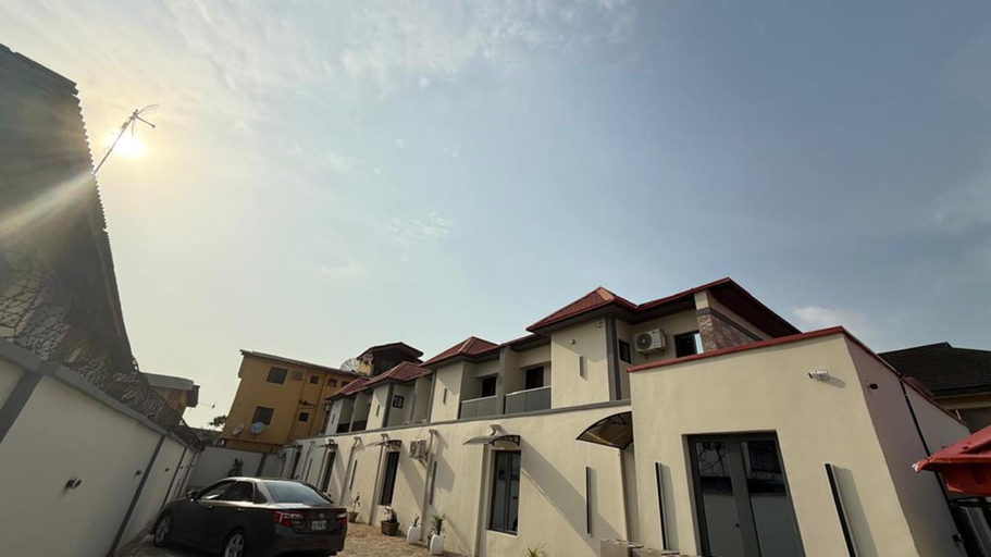 Exterior view, Moz One Executive Guest Rooms-Amorè, Ikeja