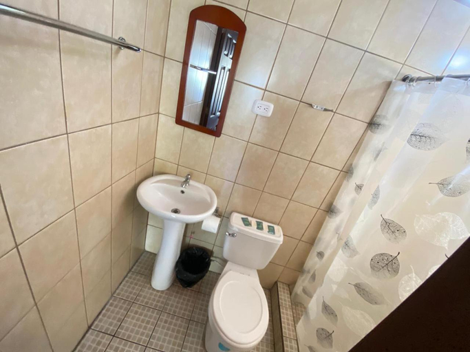 Bathroom 3, Hostal Casa Vieja, Matagalpa
