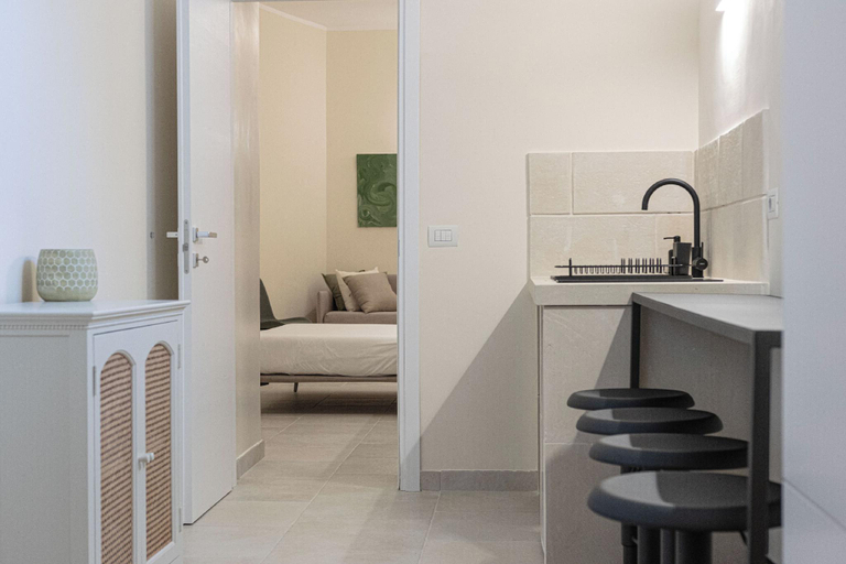 Others 5, Oronti Accommodations, Lecce