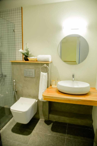 Bathroom 5, Elysium Villa, Habaraduwa