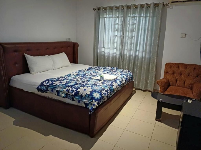 Room 4, AP Luxury Inn, Alimosho
