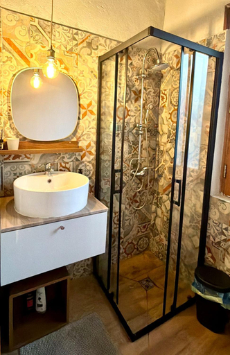 Bathroom 2, Casetta sull’Etna, Catania