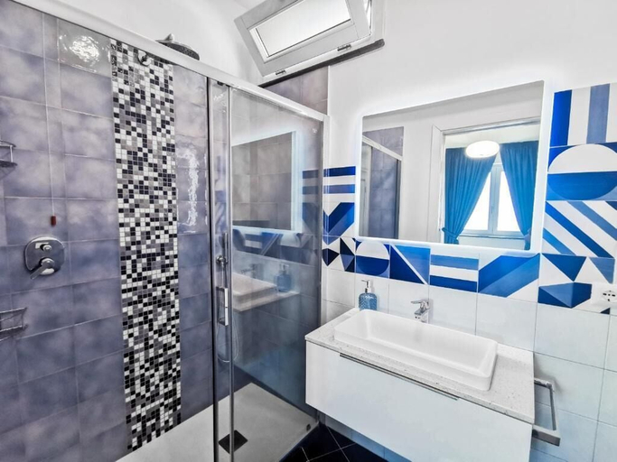 Bathroom 5, Lena Magda B&B, Salerno