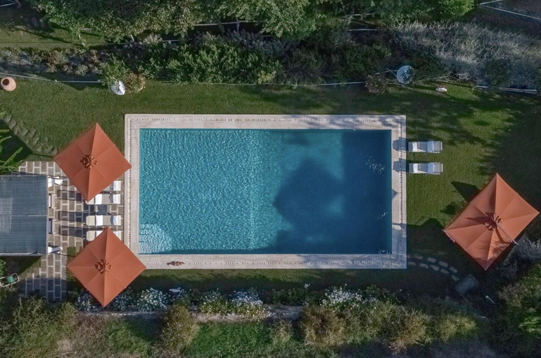 Sport & Beauty 2, Luxury Pool Villa Oliveto, Lucca