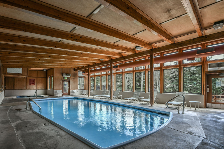 Pool, 2017 Lodgepole 3 Bedroom Condo, Summit