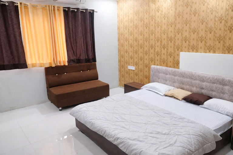 Room 2, The Golden Wings Hotel, Dewas