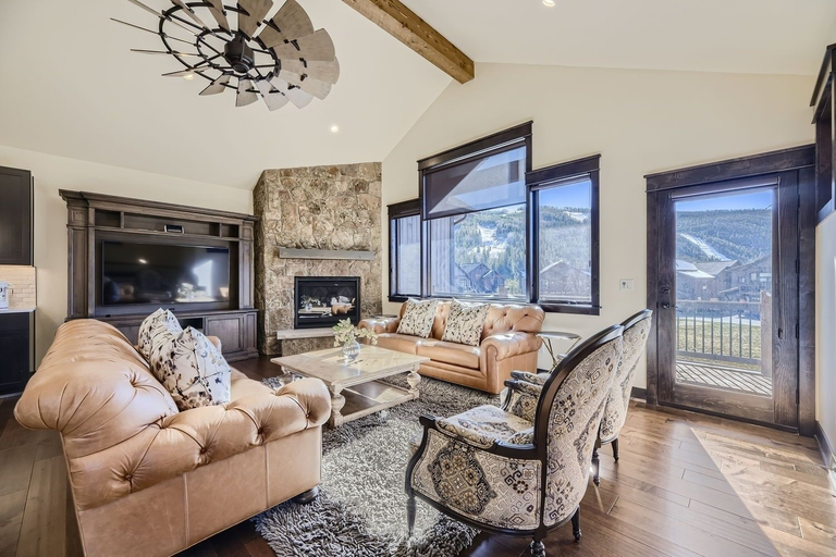 Living area 4, 58 River Run Townhomes 4 Bedroom Townhouse, Summit