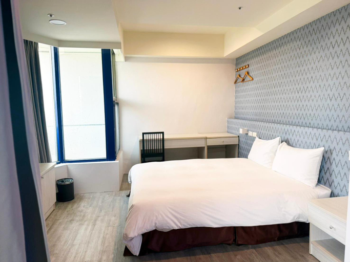 2, HIYES Hotel, Chiayi City