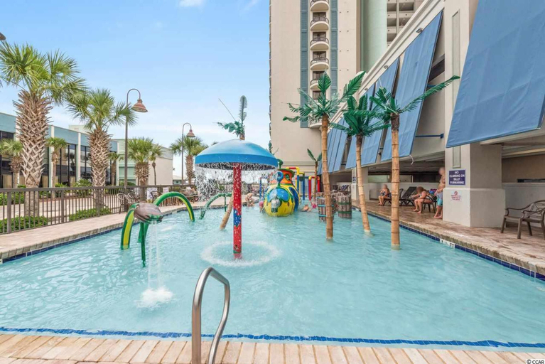 Children's pool, Compass Cove Condos, Horry