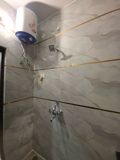 Bathroom 5, Hotel Shri Ji Palace, Dehradun