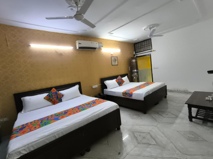 Bedroom 2, Hotel the Diamond Ring, Chandigarh