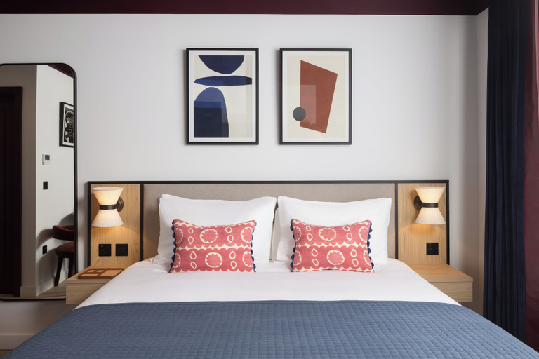 Room 3, onefifty fenchurch, London