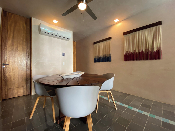 Dining room 5, Sabor a Miel: Steps from the Beach & 5th Avenue, Cozumel