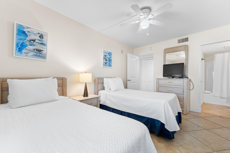 Room 3, Perdido Towers West 606, Escambia