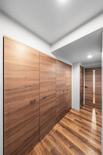 Wardrobe 3, NOBLE102, Sapporo