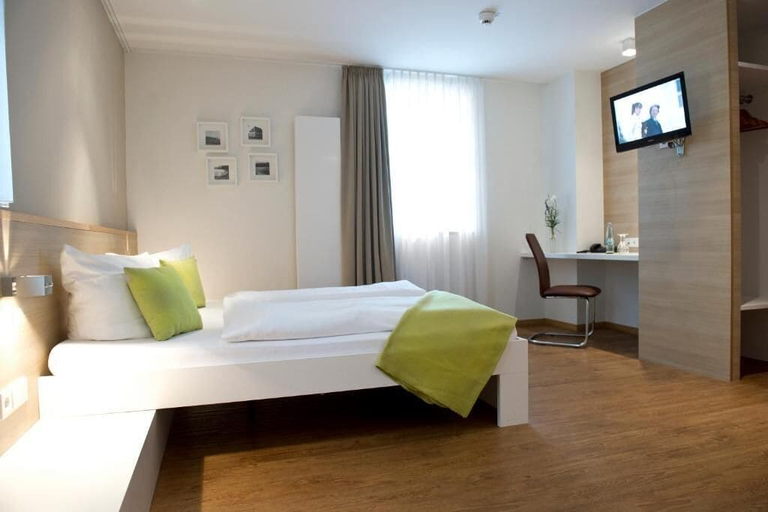 Bedroom 5, Volkspark Hotel, Bamberg