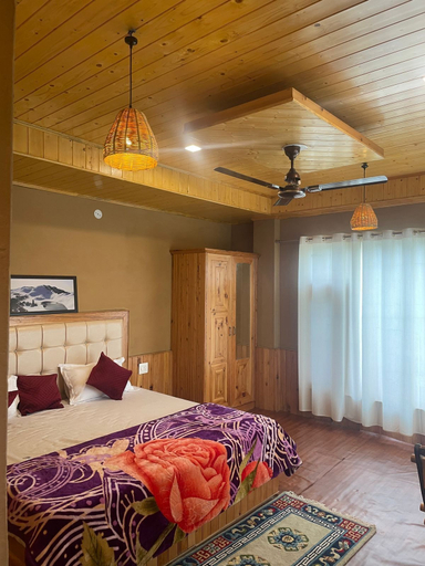 Room 4, Chanon Holiday Home Stay, Kullu