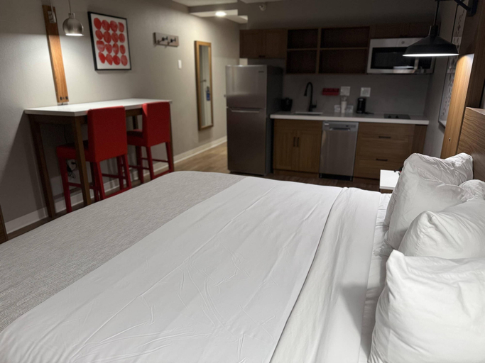 Room 5, Hotel Kiva, An Ascend Collection Hotel, Bernalillo