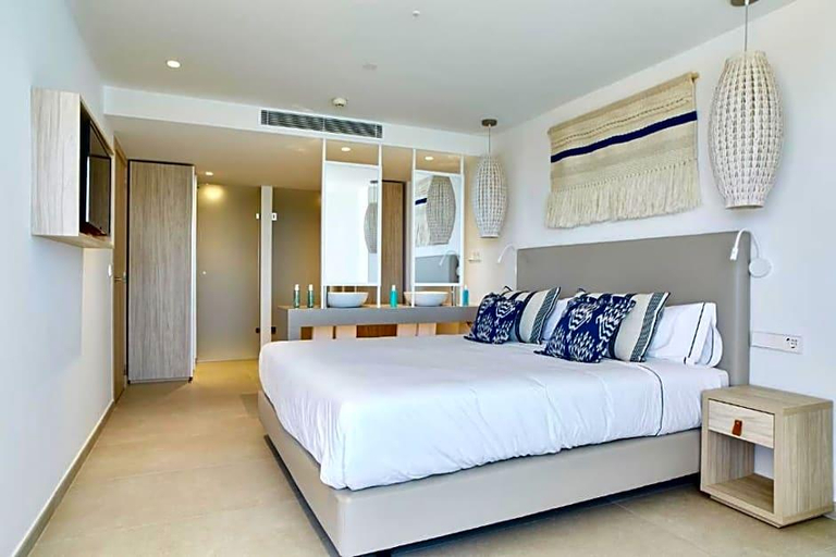 Bedroom 3, Aparthotel Marina Palace Prestige, Baleares