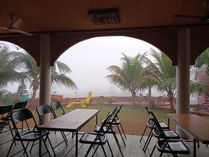 Outdoor dining 5, River Retreat Kolad, Raigarh