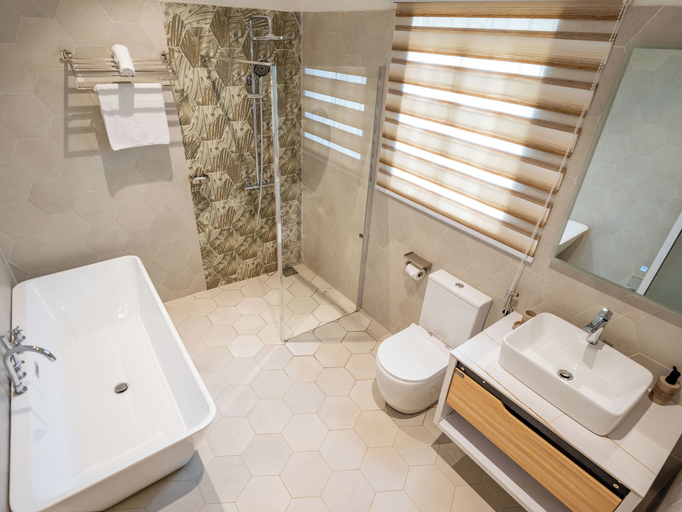 Bathroom 3, Natu Resort, Abomey-Calavi